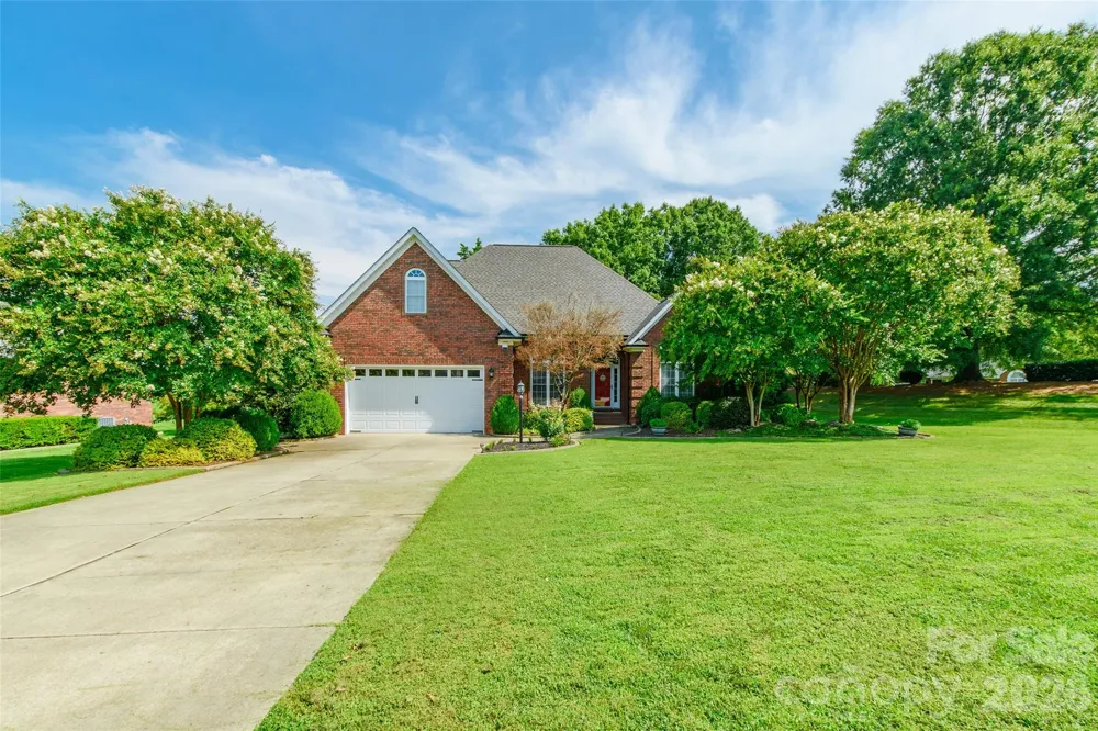 4711 Sherborne Drive Harrisburg, NC 28075