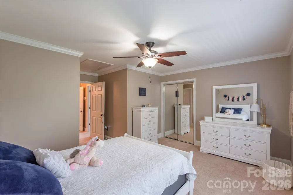 4711 Sherborne Drive Harrisburg, NC 28075