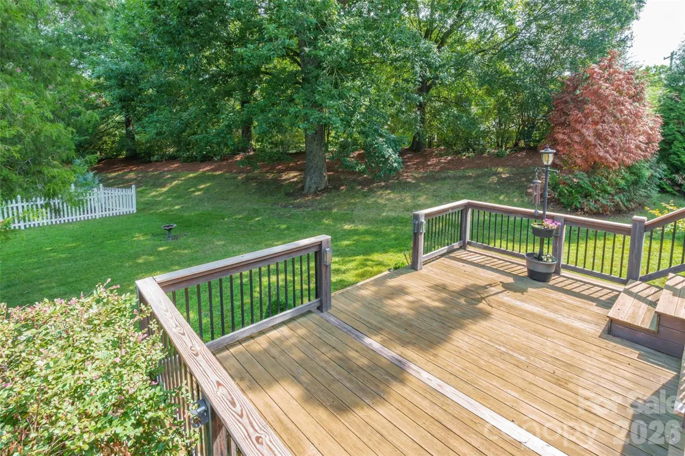 4711 Sherborne Drive Harrisburg, NC 28075