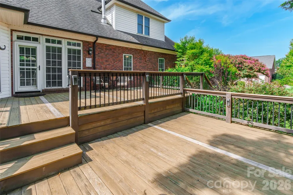 4711 Sherborne Drive Harrisburg, NC 28075