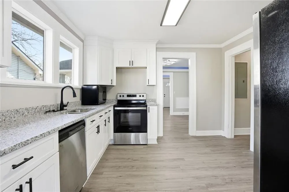 1409 St Michael Avenue East Point, GA 30344