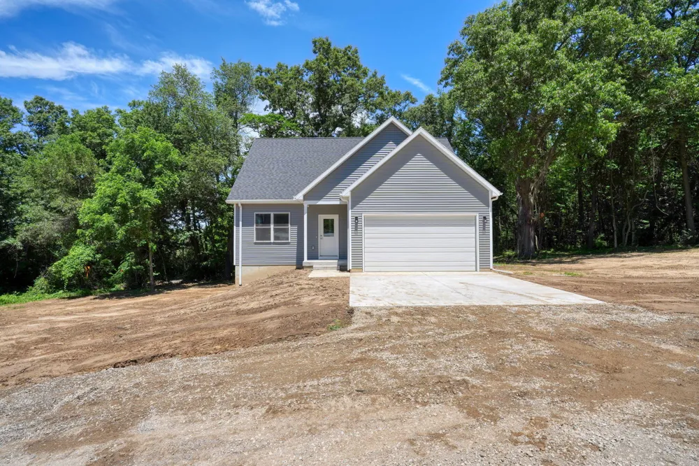 1823 Sutton Road Jackson, MI 49202