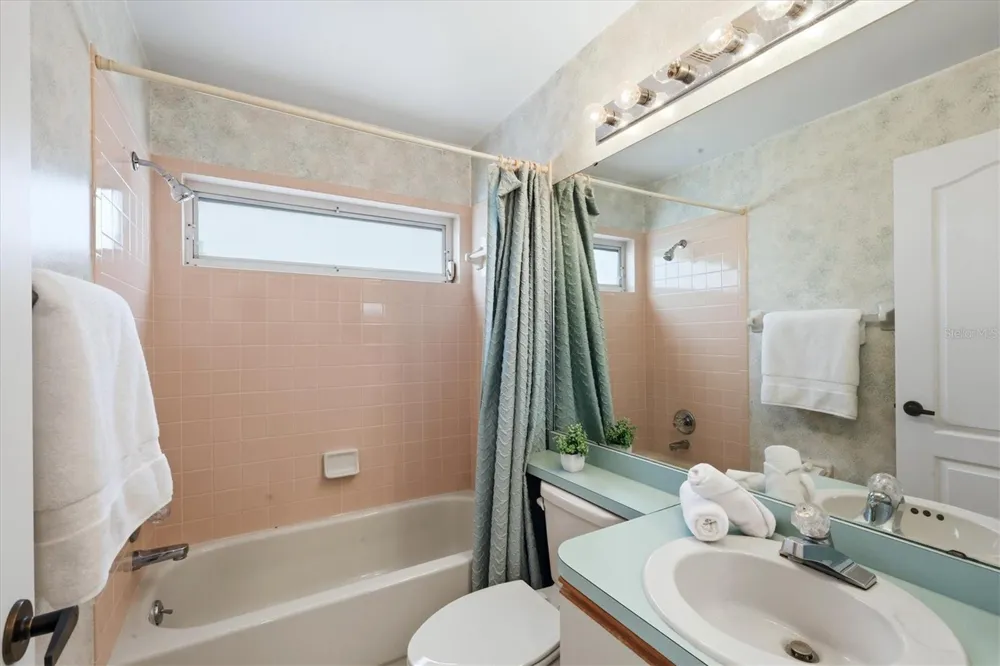 4450 DEL SOL BOULEVARD Sarasota, FL 34243