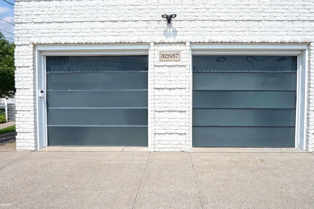 32857 N River Road Harrison Charter Township, MI 48045