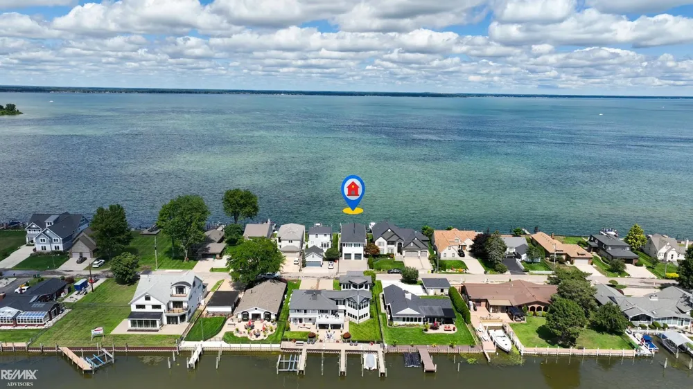 32857 N River Road Harrison Charter Township, MI 48045