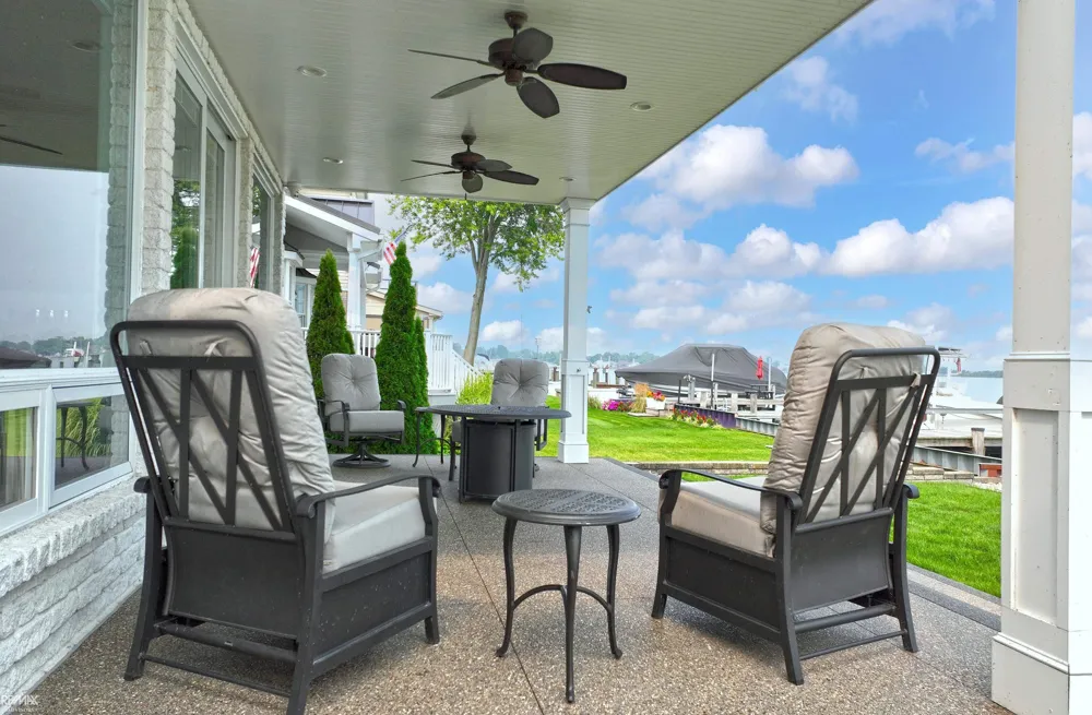 32857 N River Road Harrison Charter Township, MI 48045
