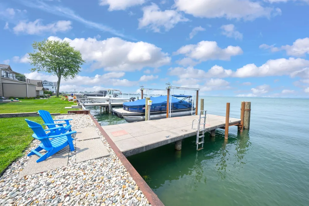 32857 N River Road Harrison Charter Township, MI 48045