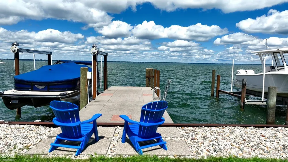 32857 N River Road Harrison Charter Township, MI 48045