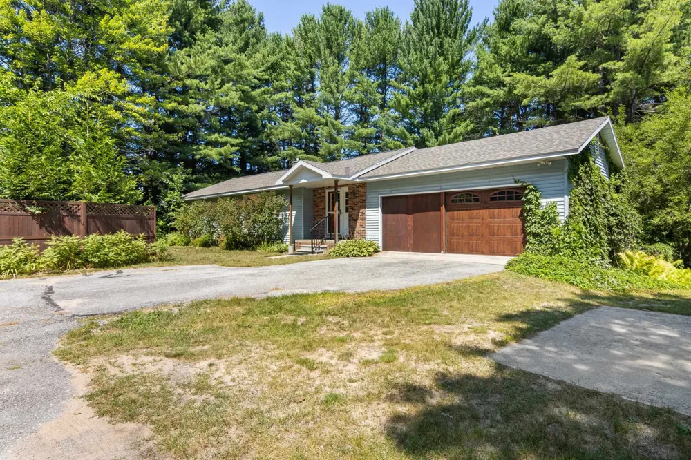9168 North Long Lake Road Long Lake Township, MI 49685