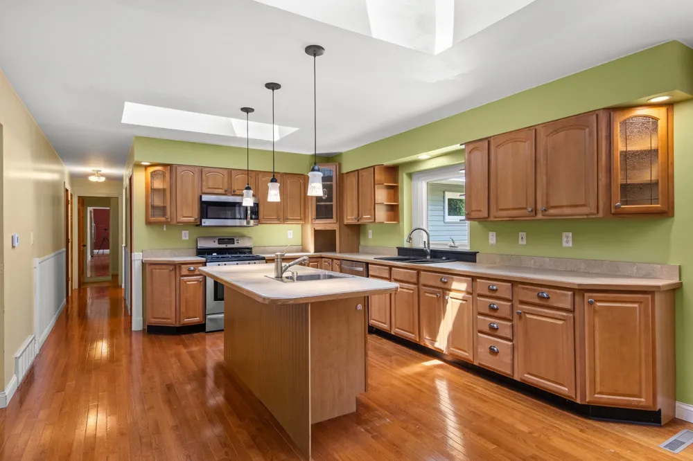 9168 North Long Lake Road Long Lake Township, MI 49685