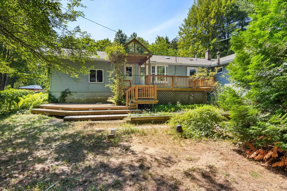 9168 North Long Lake Road Long Lake Township, MI 49685