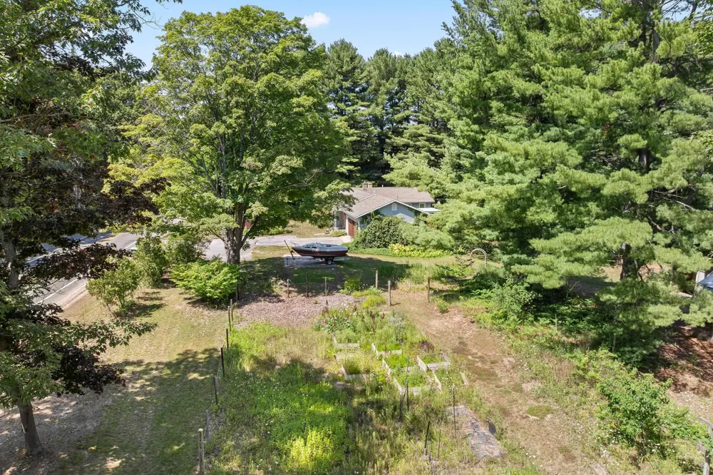 9168 North Long Lake Road Long Lake Township, MI 49685