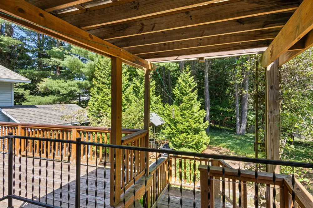 9168 North Long Lake Road Long Lake Township, MI 49685