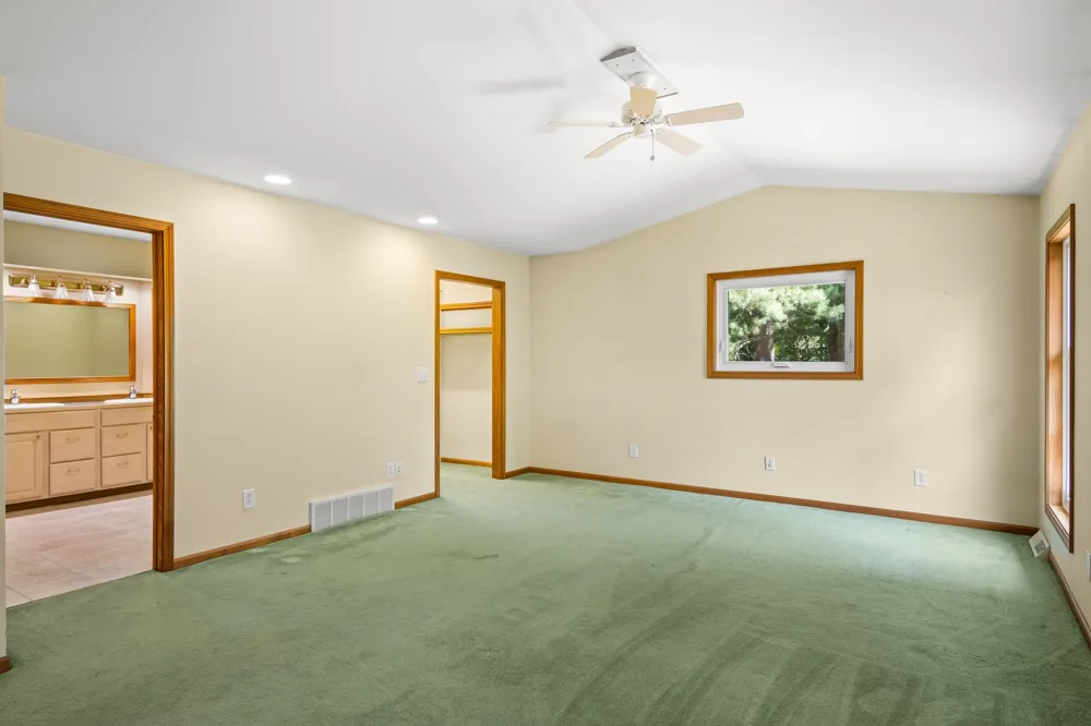9168 North Long Lake Road Long Lake Township, MI 49685