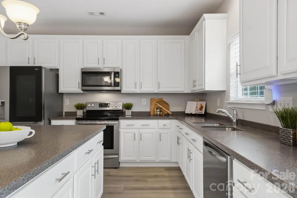 1001 Yellow Daisy Drive Matthews, NC 28104