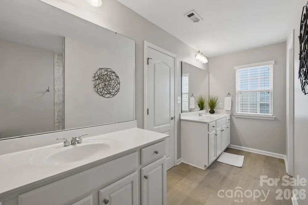 1001 Yellow Daisy Drive Matthews, NC 28104