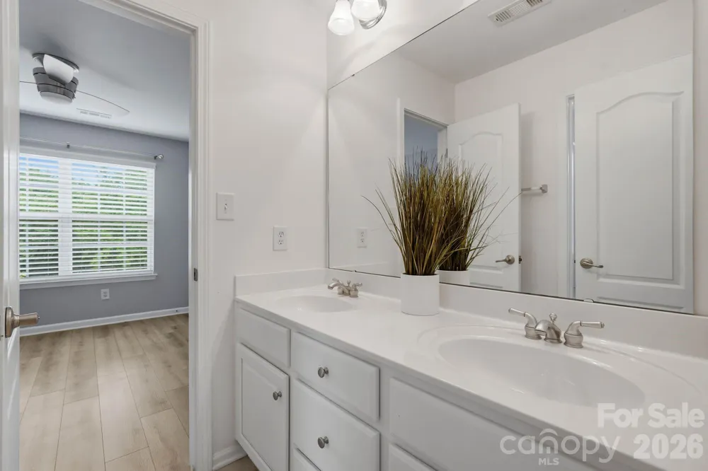 1001 Yellow Daisy Drive Matthews, NC 28104