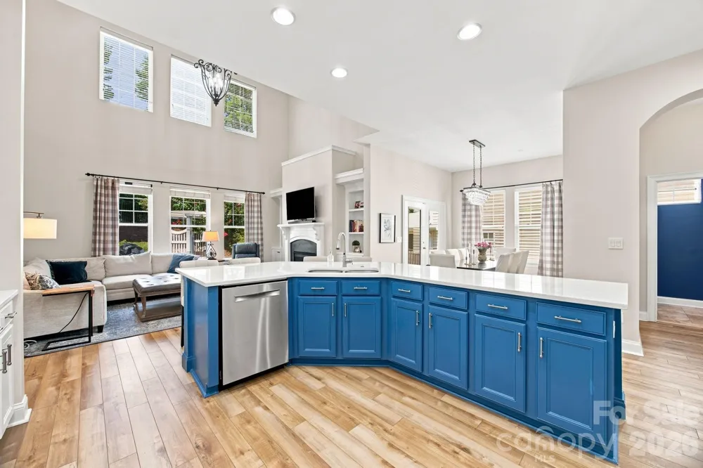 8025 Cottsbrooke Drive Huntersville, NC 28078
