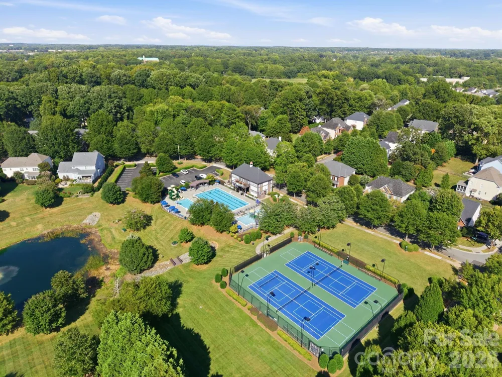8025 Cottsbrooke Drive Huntersville, NC 28078