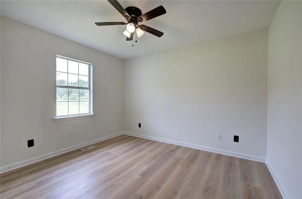 7097 Fairmount Highway SE Calhoun, GA 30701