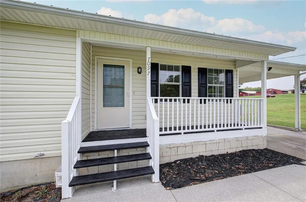7097 Fairmount Highway SE Calhoun, GA 30701