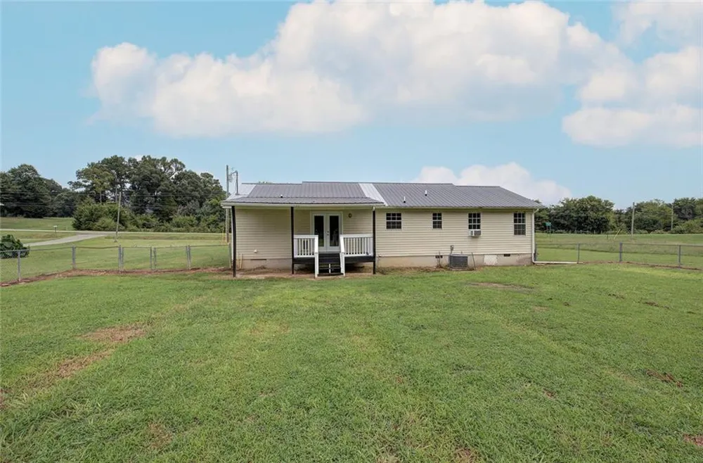 7097 Fairmount Highway SE Calhoun, GA 30701
