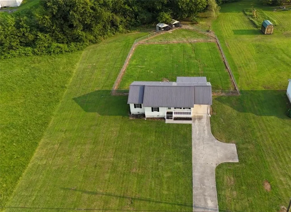 7097 Fairmount Highway SE Calhoun, GA 30701