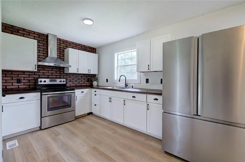 7097 Fairmount Highway SE Calhoun, GA 30701