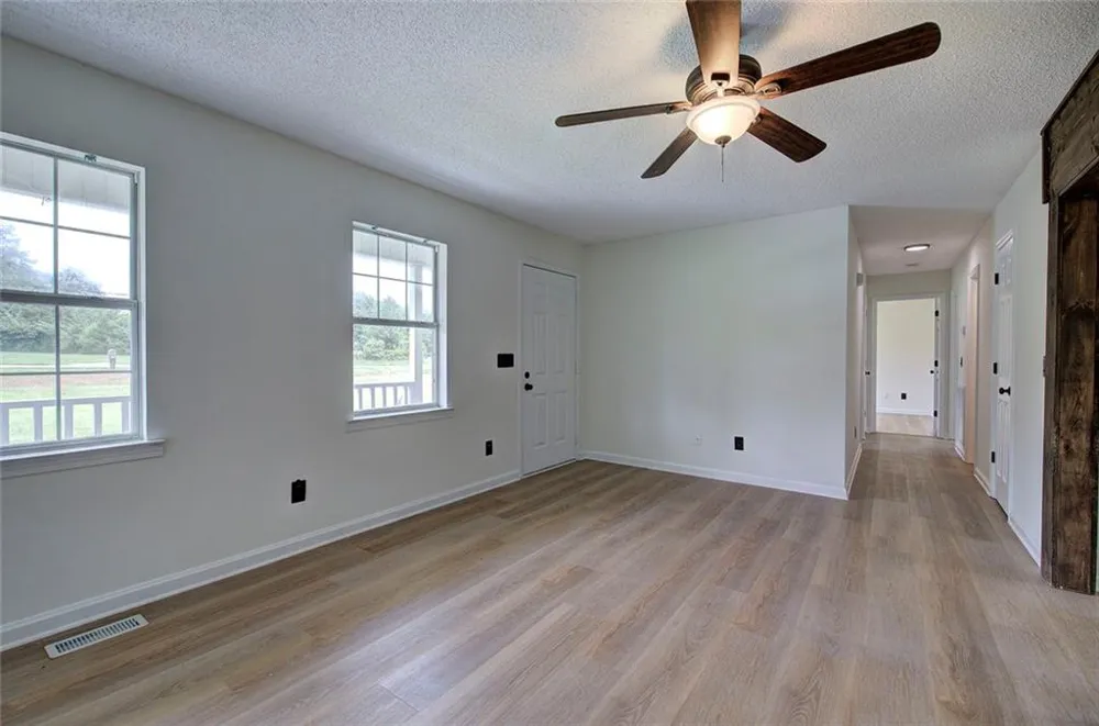 7097 Fairmount Highway SE Calhoun, GA 30701