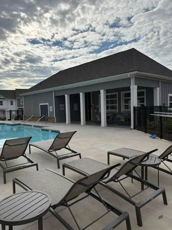 1354 Willow Brook Circle Jonesboro, GA 30238