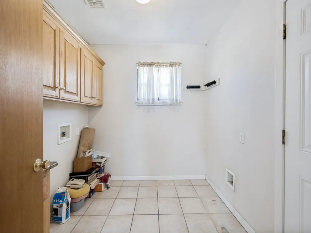 7040 Brooks Avenue Richland Hills, TX 76118