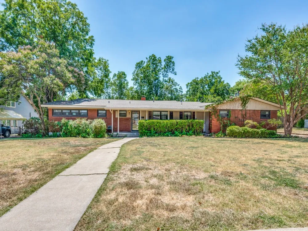 7040 Brooks Avenue Richland Hills, TX 76118