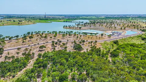 Waterfront Club Drive