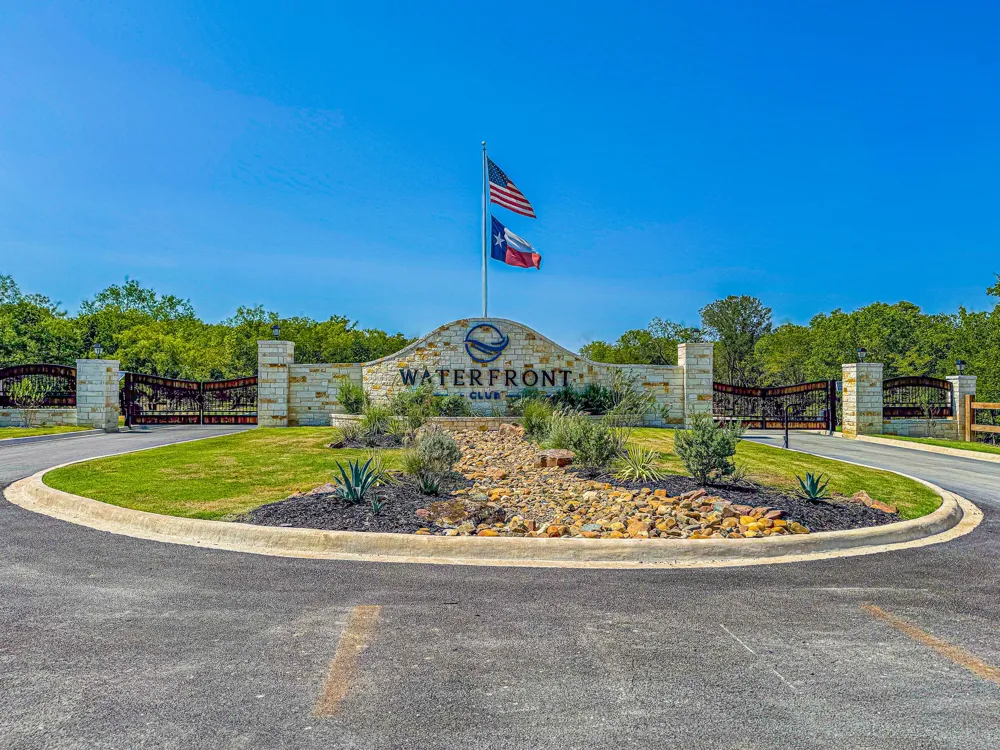 Waterfront Club Drive Corsicana, TX 75110