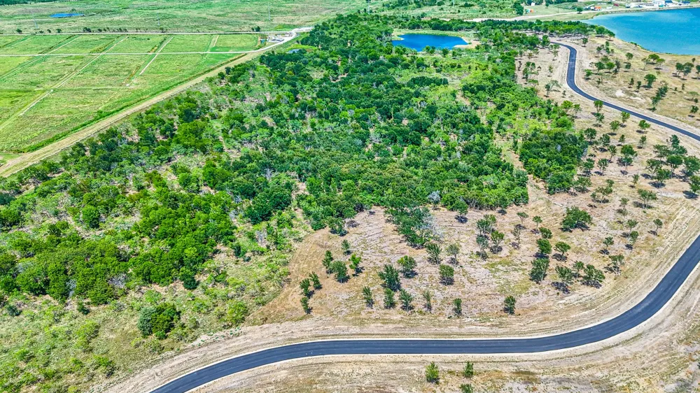 Waterfront Club Drive Corsicana, TX 75110