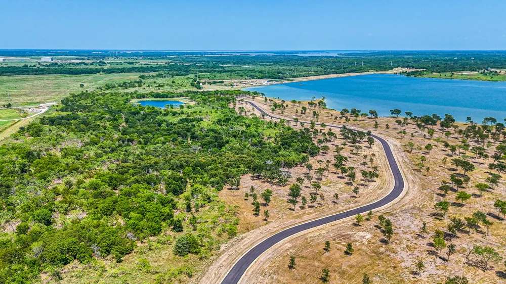 Waterfront Club Drive Corsicana, TX 75110