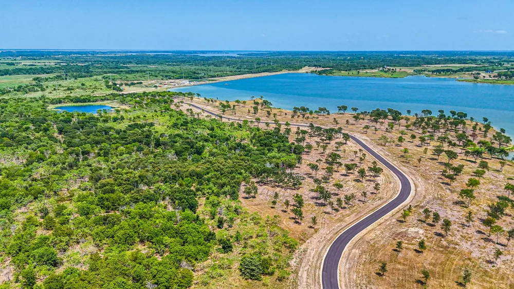 Waterfront Club Drive Corsicana, TX 75110