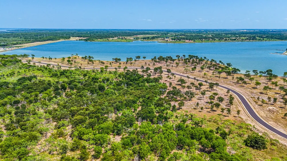 Waterfront Club Drive Corsicana, TX 75110