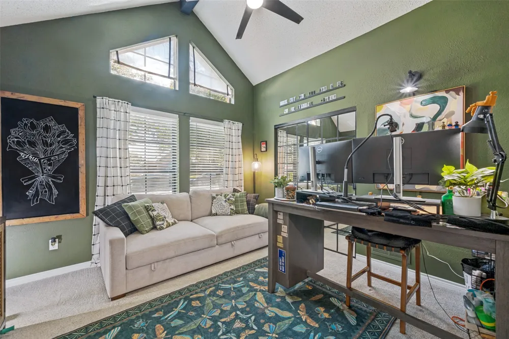 700 Reese Lane Hurst, TX 76054