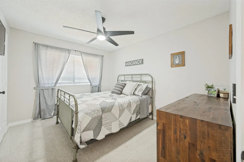700 Reese Lane Hurst, TX 76054