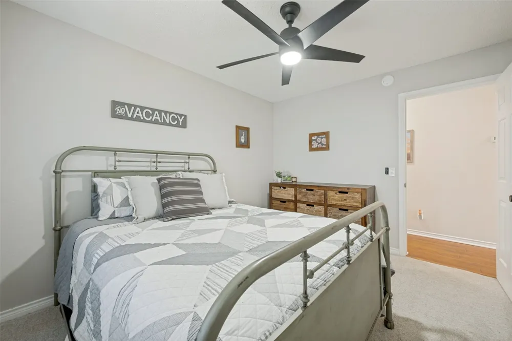 700 Reese Lane Hurst, TX 76054