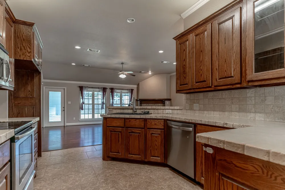 1200 Chaparral Lane Granbury, TX 76048