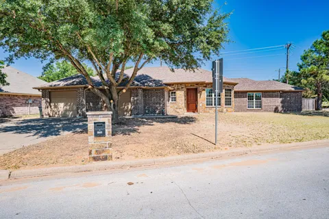1200 Chaparral Lane