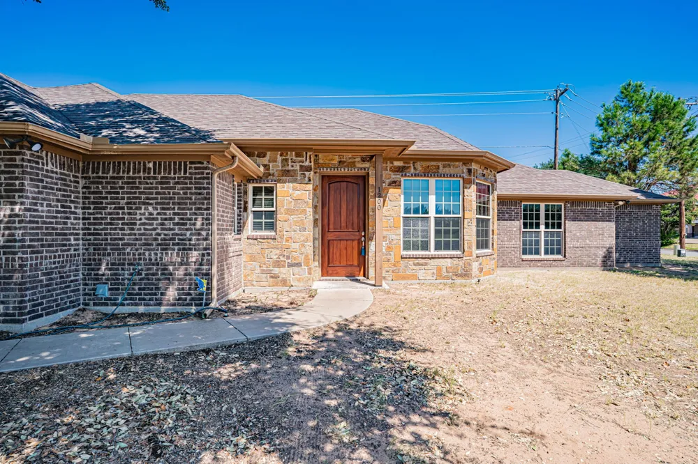 1200 Chaparral Lane Granbury, TX 76048