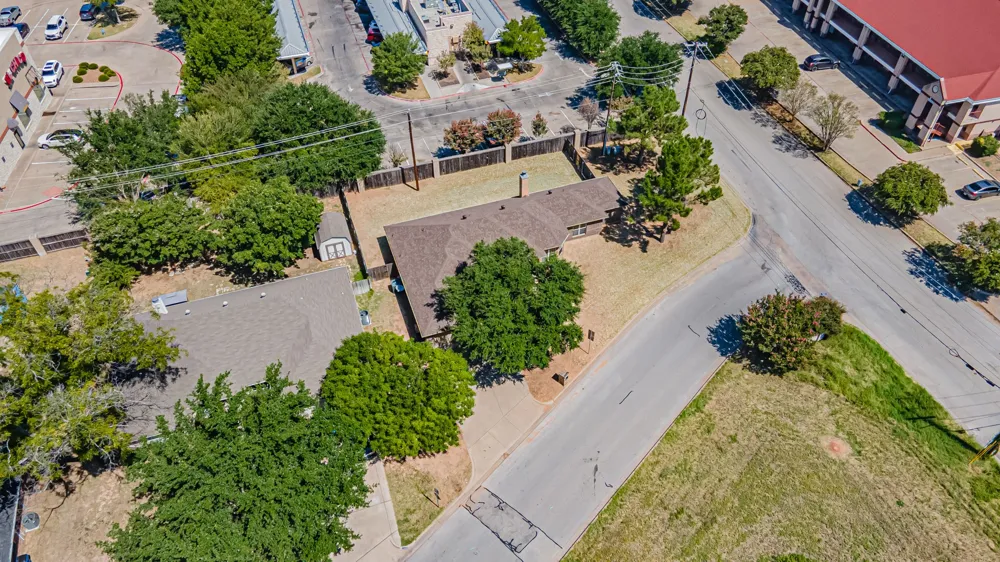 1200 Chaparral Lane Granbury, TX 76048