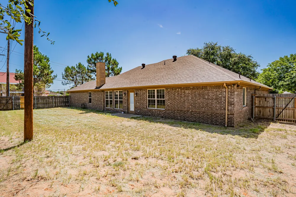 1200 Chaparral Lane Granbury, TX 76048