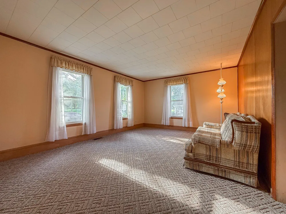 103 Lowe Street Dowagiac, MI 49047