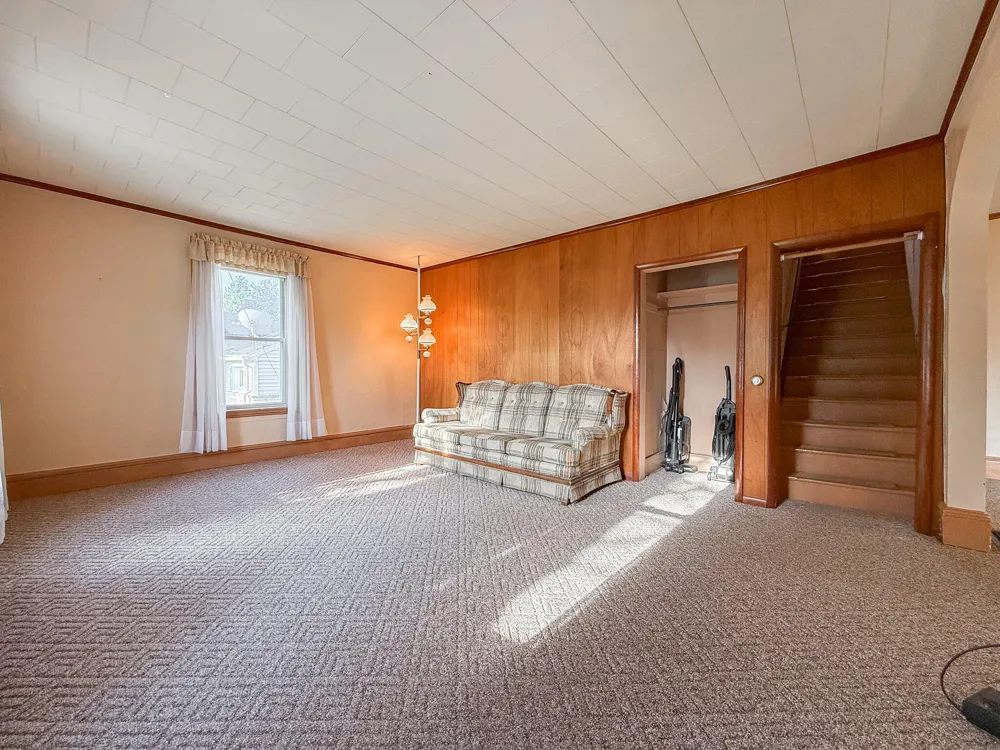103 Lowe Street Dowagiac, MI 49047
