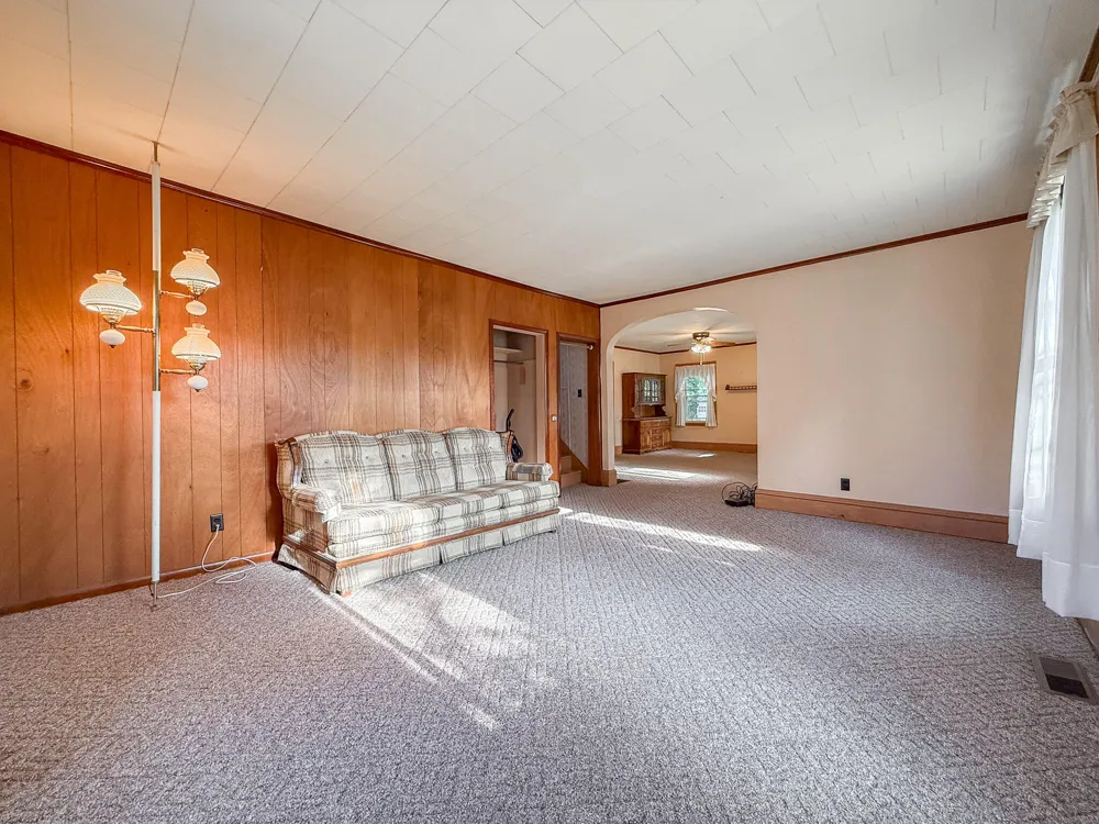 103 Lowe Street Dowagiac, MI 49047