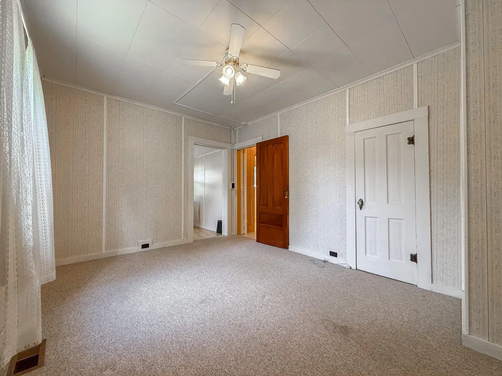 103 Lowe Street Dowagiac, MI 49047